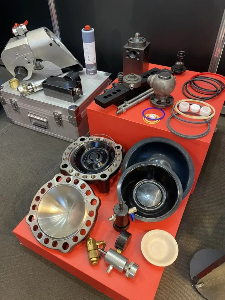 Hydraulic Breaker Spare Parts, HKM ürün ailesi